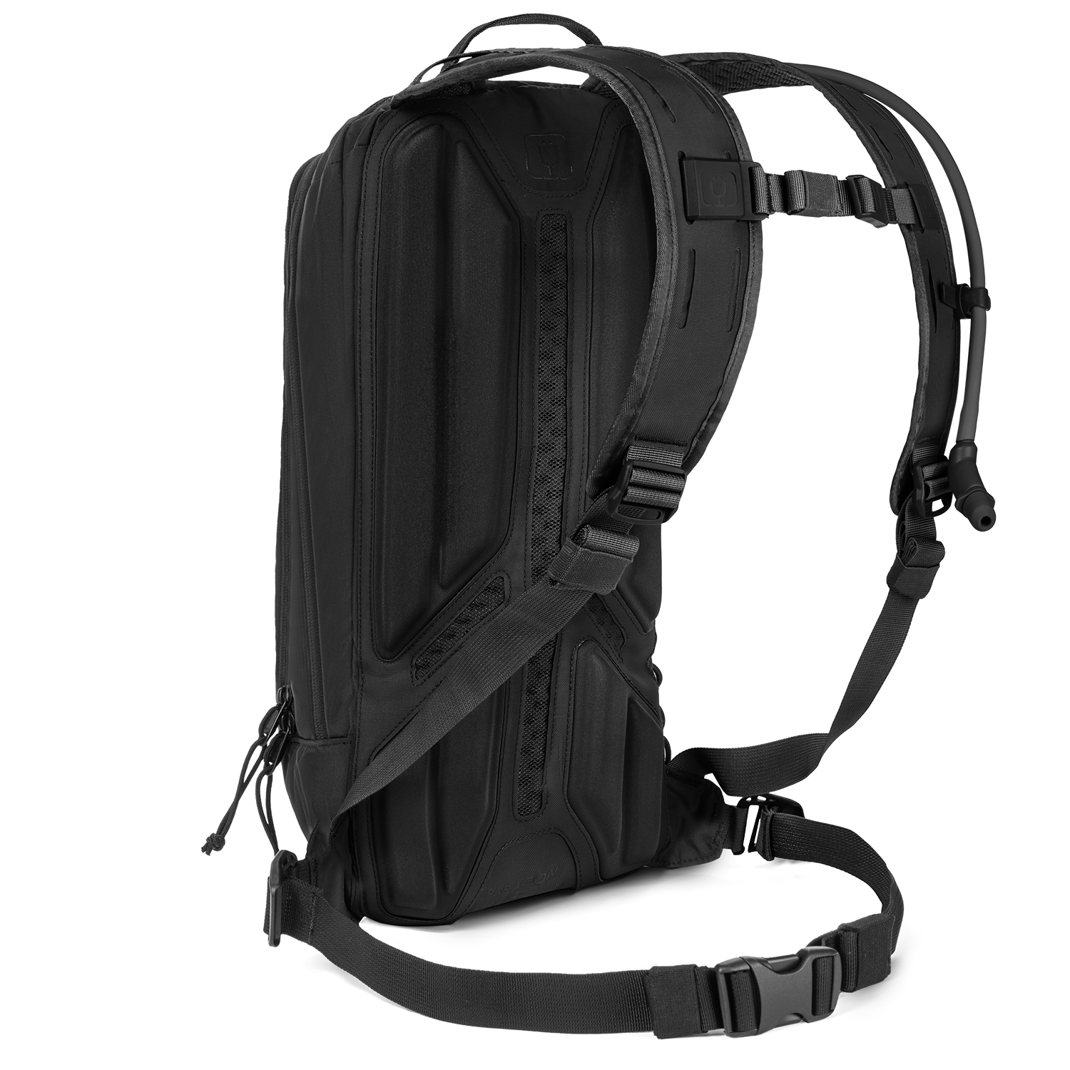 paragon-hydration-pack-o4 Paragon_Black_Quarter.png
