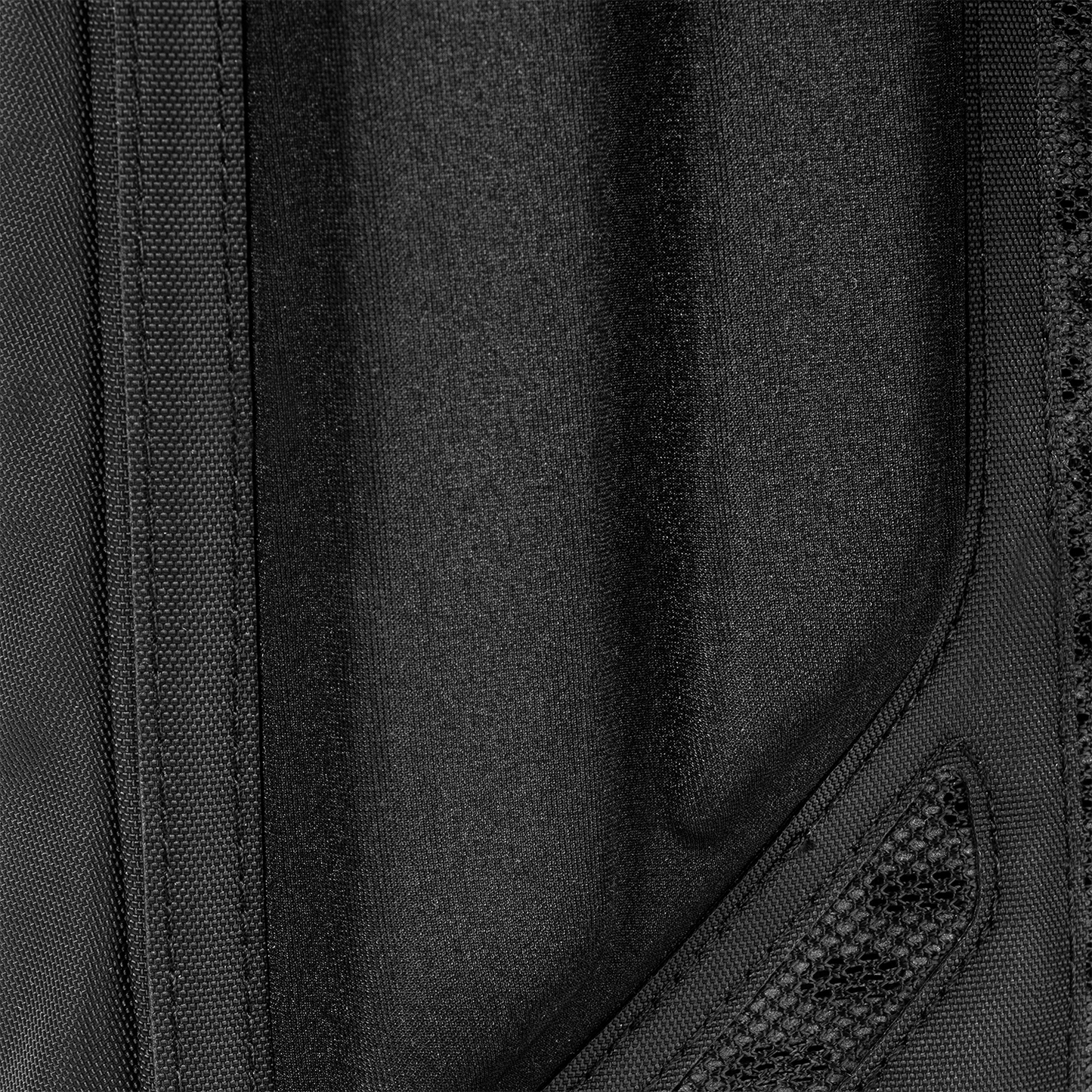 paragon-hydration-pack-o4 Paragon_Black_Texture.png