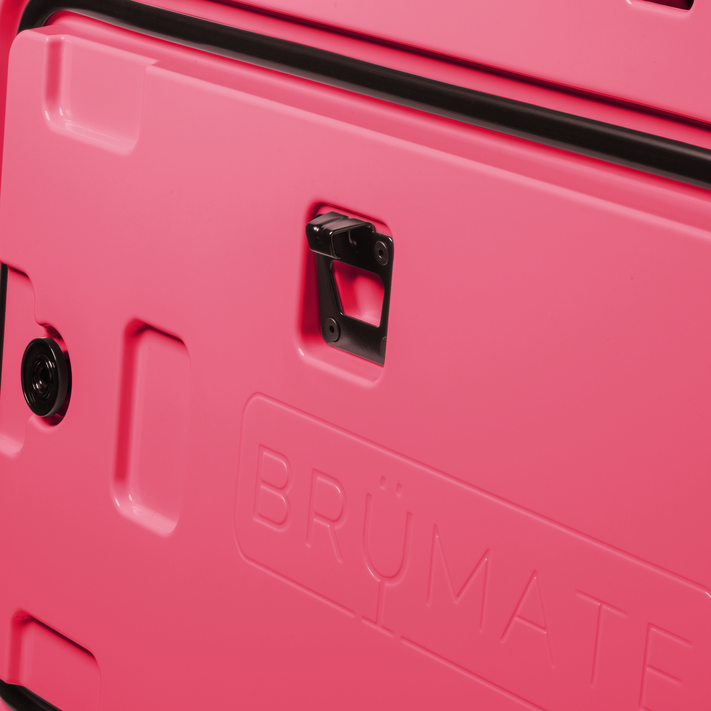 brutank-a4 brutank-55qt-neonpink-bottle-opener.png