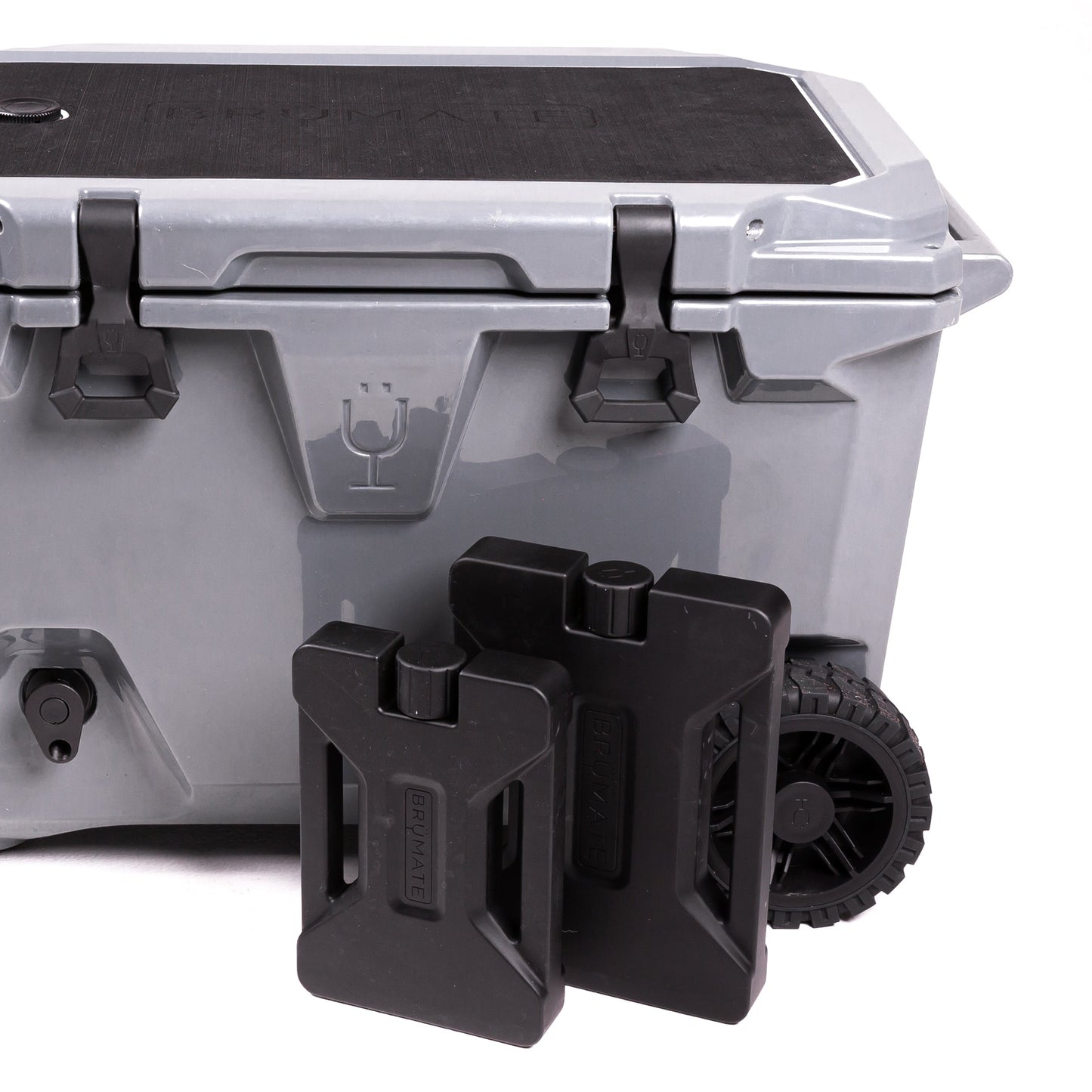 brutank-double-drink-bundle-p7 brutank-bundle-accessories-icepacks_d65876d1-50d6-40e8-b22a-2cca53cdd9df.jpg